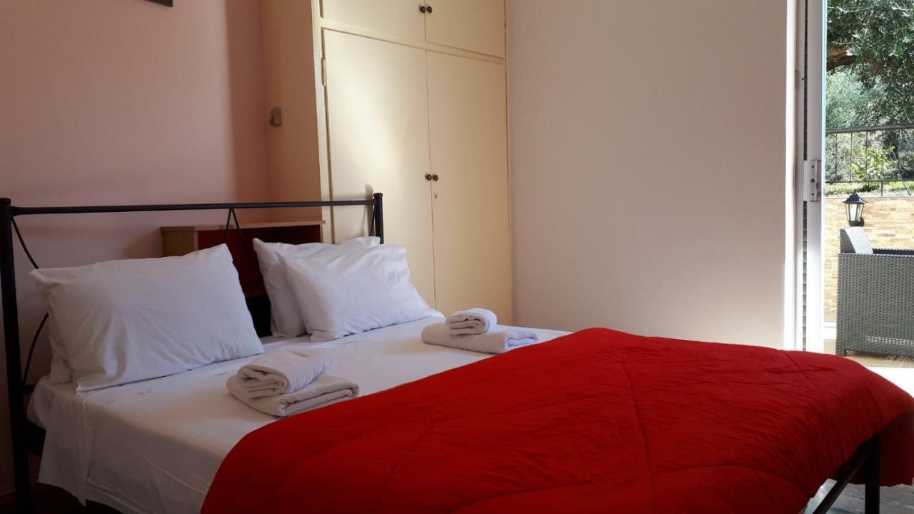 Katerina Apartments 칼라마타 외부 사진