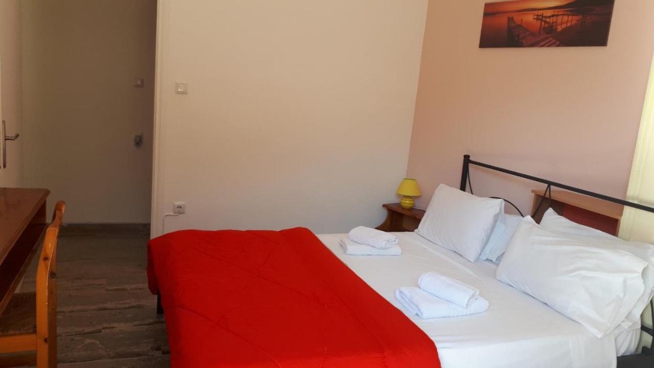 Katerina Apartments 칼라마타 외부 사진