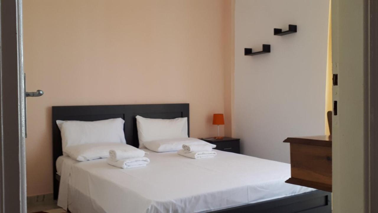 Katerina Apartments 칼라마타 외부 사진