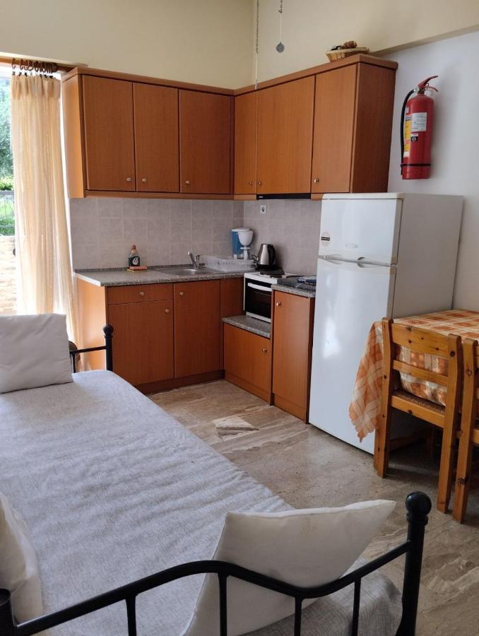 Katerina Apartments 칼라마타 외부 사진
