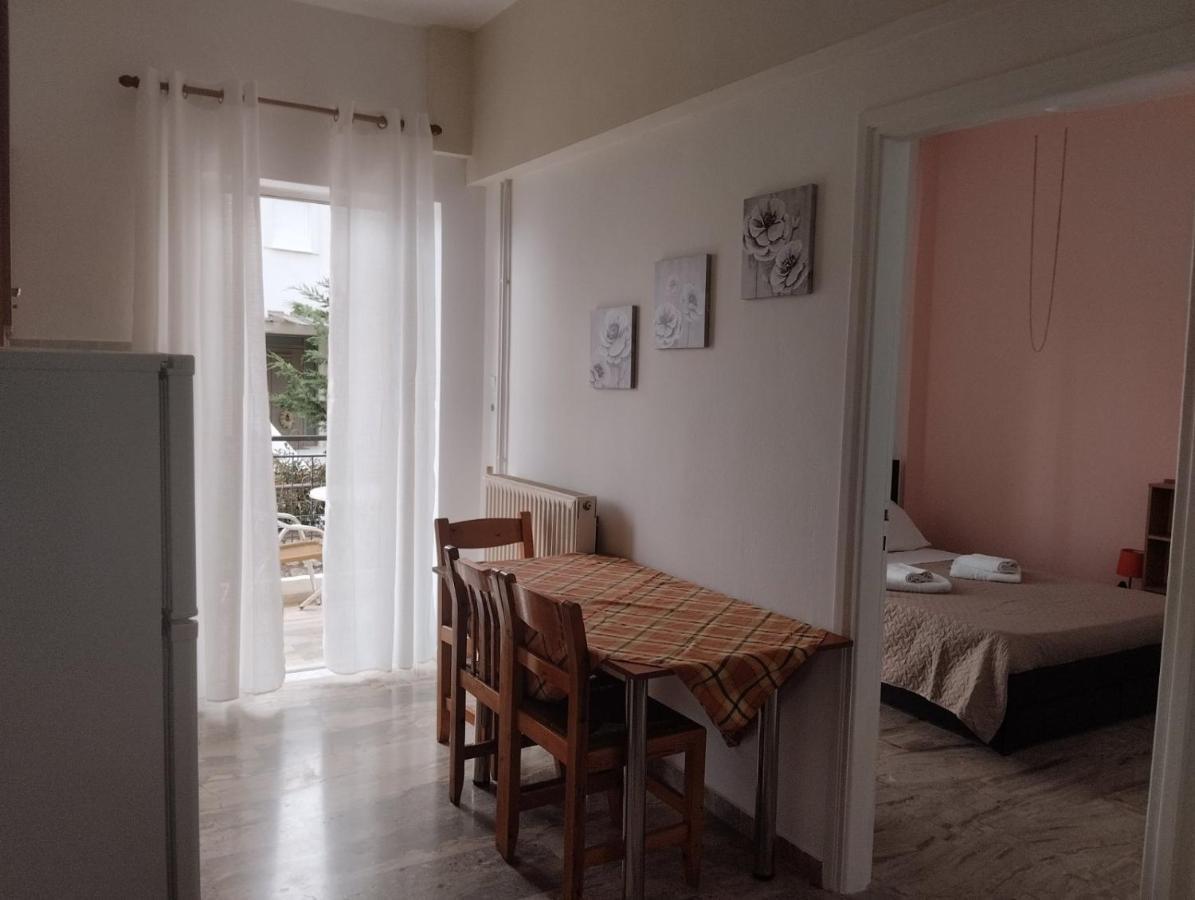 Katerina Apartments 칼라마타 외부 사진