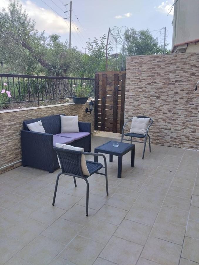 Katerina Apartments 칼라마타 외부 사진